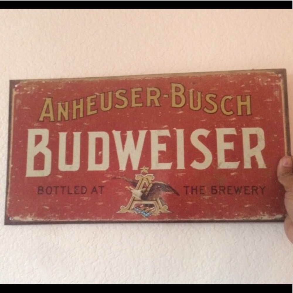Anhueser- Busch Budweiser tin sign